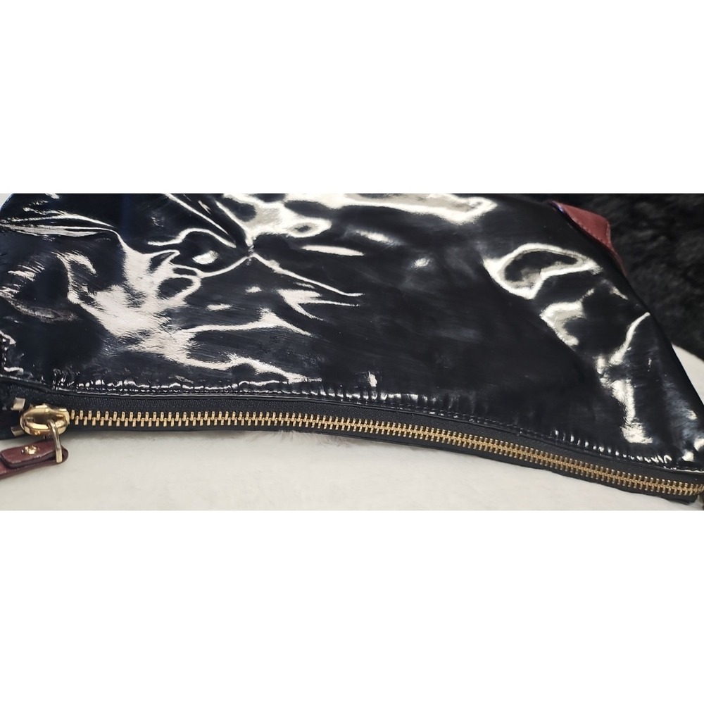 KATE SPADE GLOSSY PATENT LEATHER Med. BAG PURSE Black with Reddish Brown Corners - Picture 6 of 9